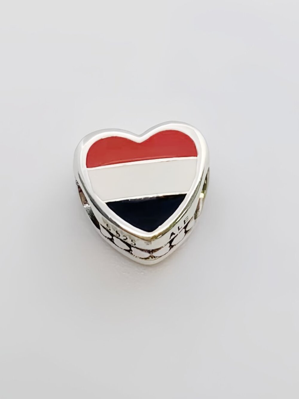 Pandora YEMEN Flag Heart Charm